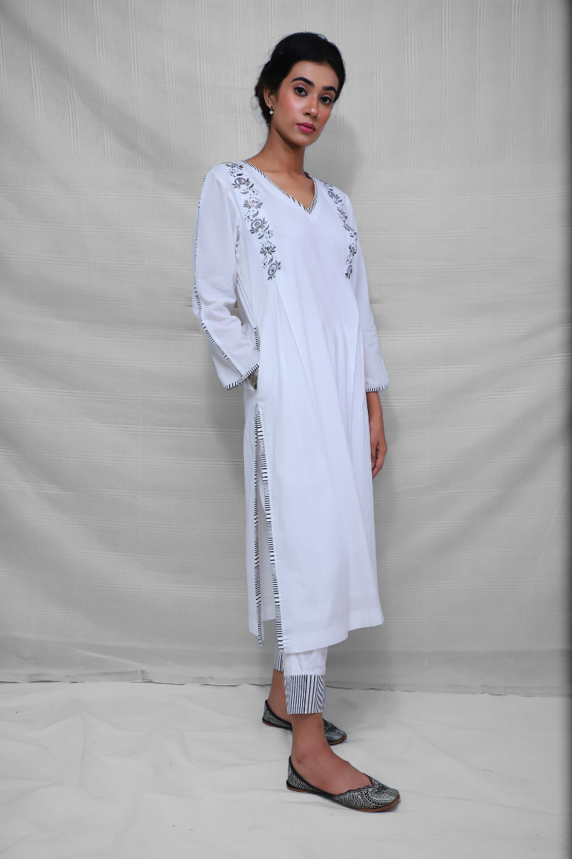 Arya Kurti Set