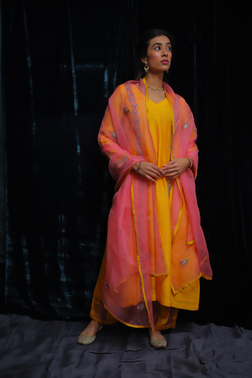 Naseem Kurta Set (YELLOW)