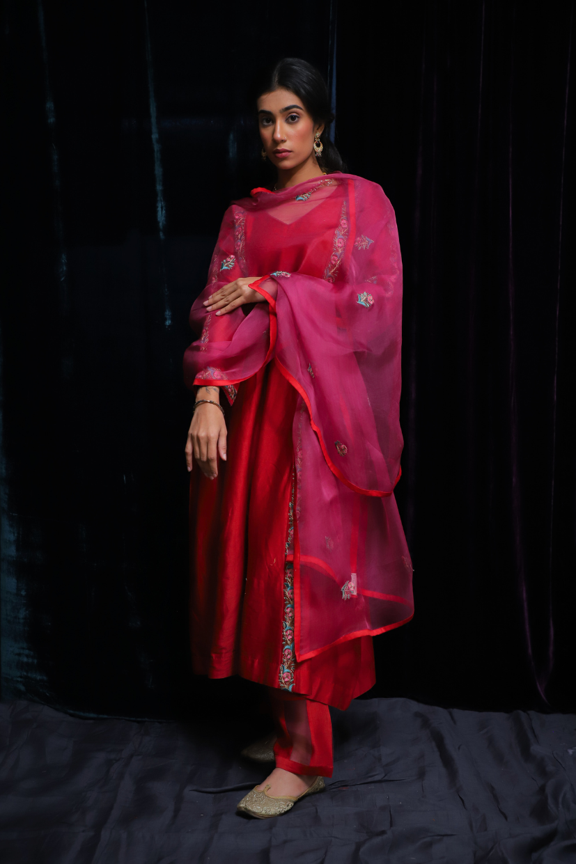 Naseem Kurta Set (RED)