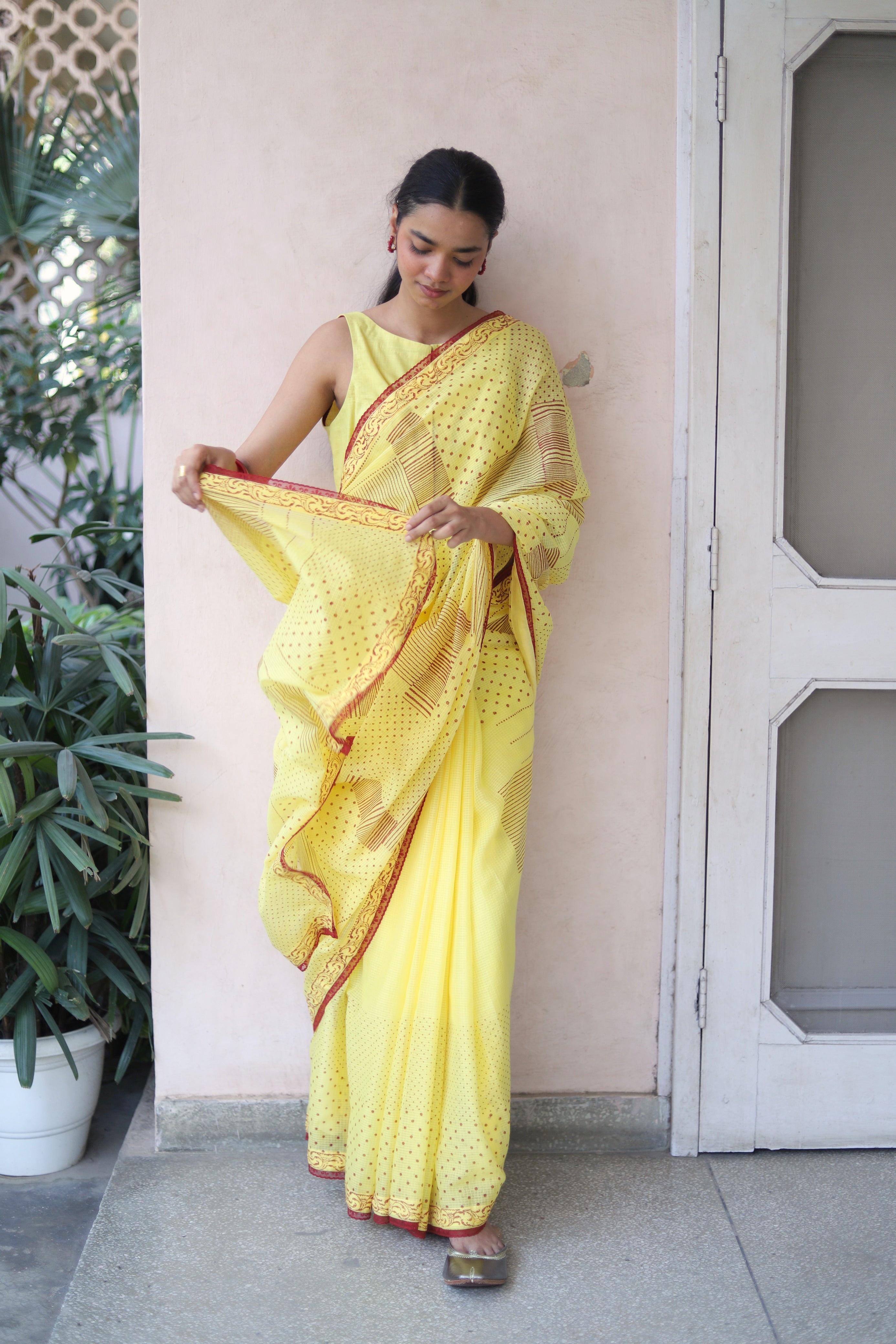 AMEZA SARI